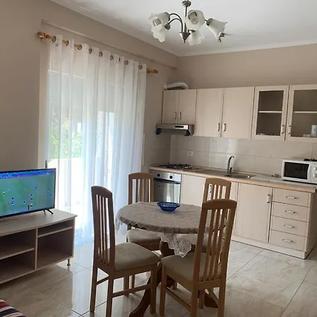 아파트 In Golem Durres 골렘